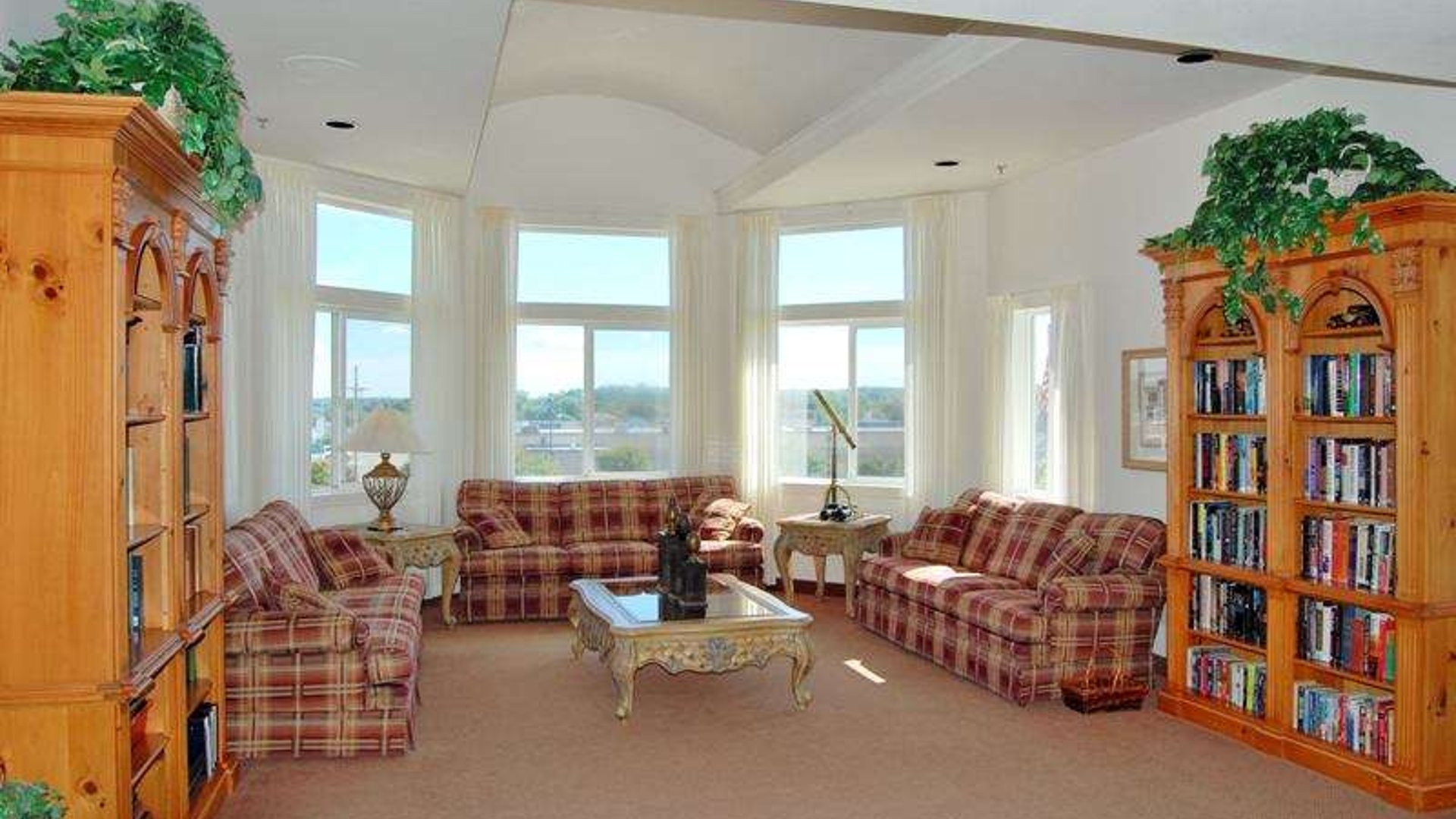 System.Collections.Generic.List`1[AFS.Common.Models.Photo] - Image 3