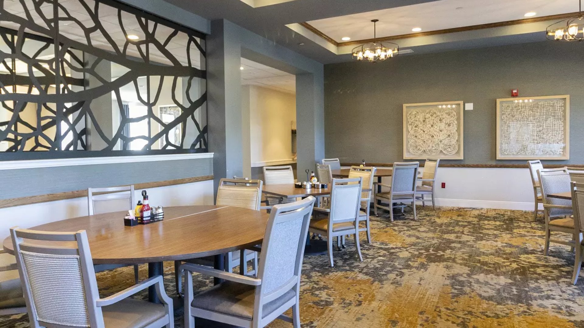 System.Collections.Generic.List`1[AFS.Common.Models.Photo] - Image 2