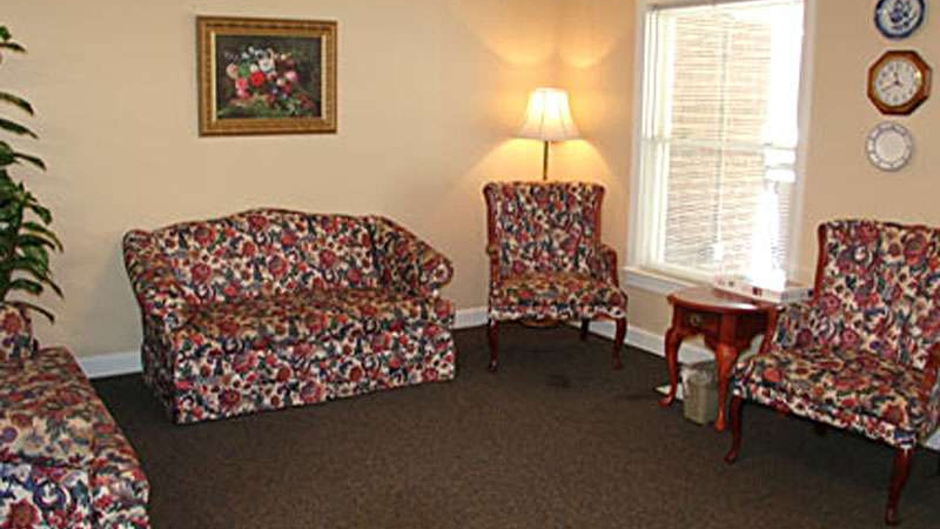 System.Collections.Generic.List`1[AFS.Common.Models.Photo] - Image 3