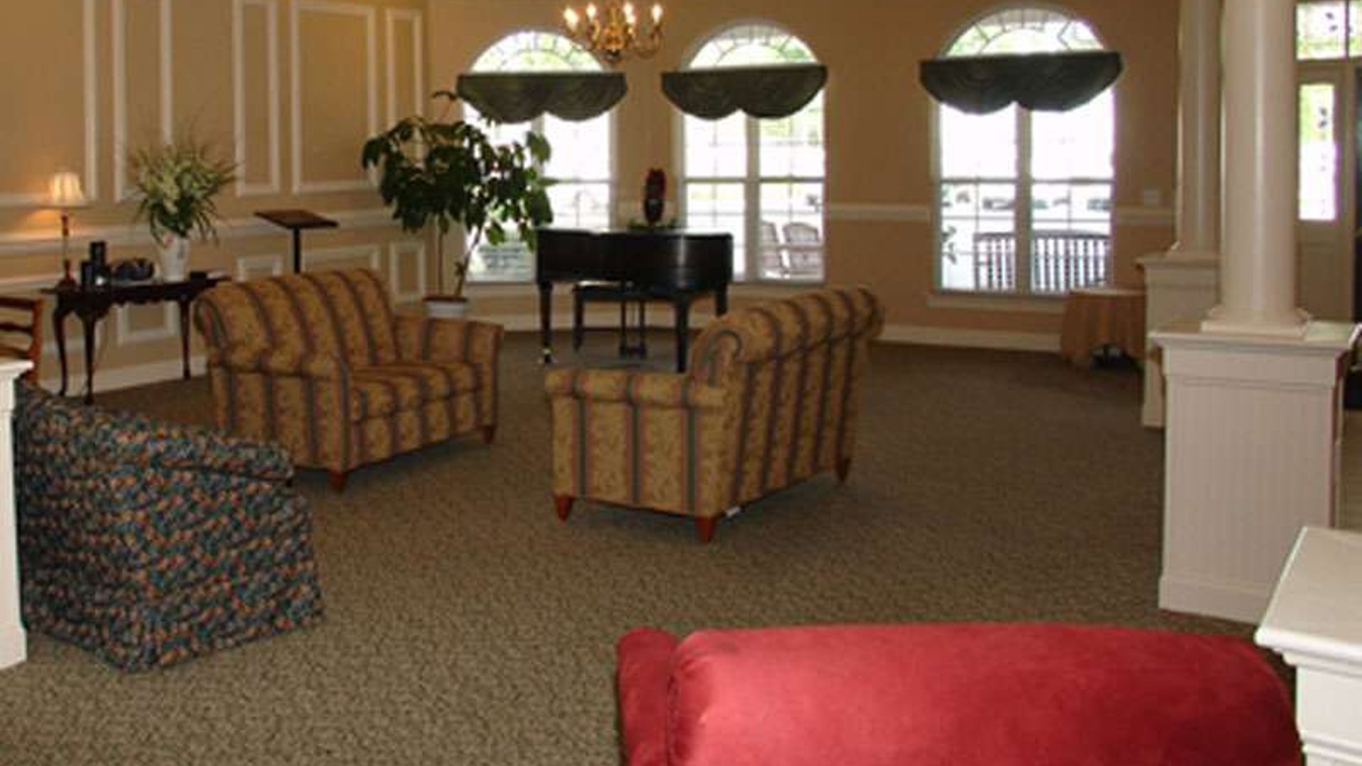 System.Collections.Generic.List`1[AFS.Common.Models.Photo] - Image 2