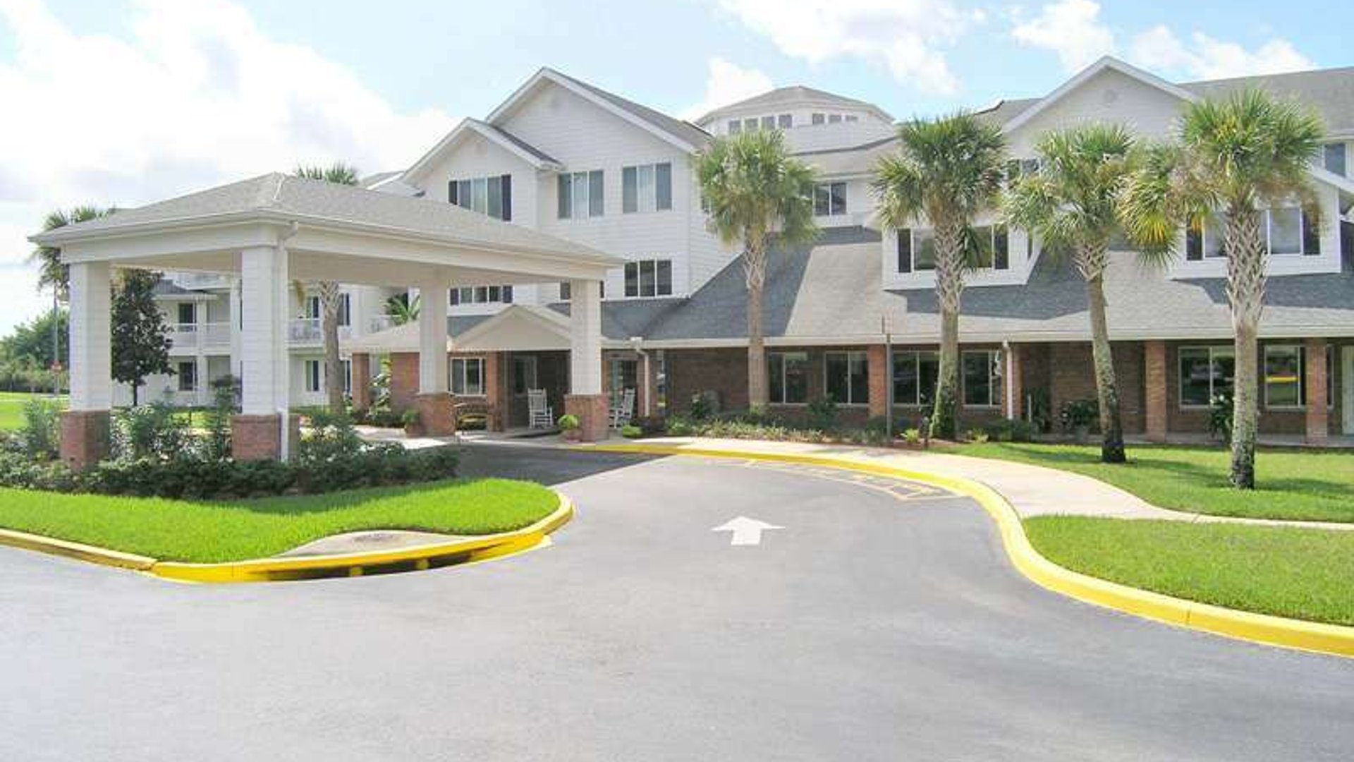 System.Collections.Generic.List`1[AFS.Common.Models.Photo] - Image 1