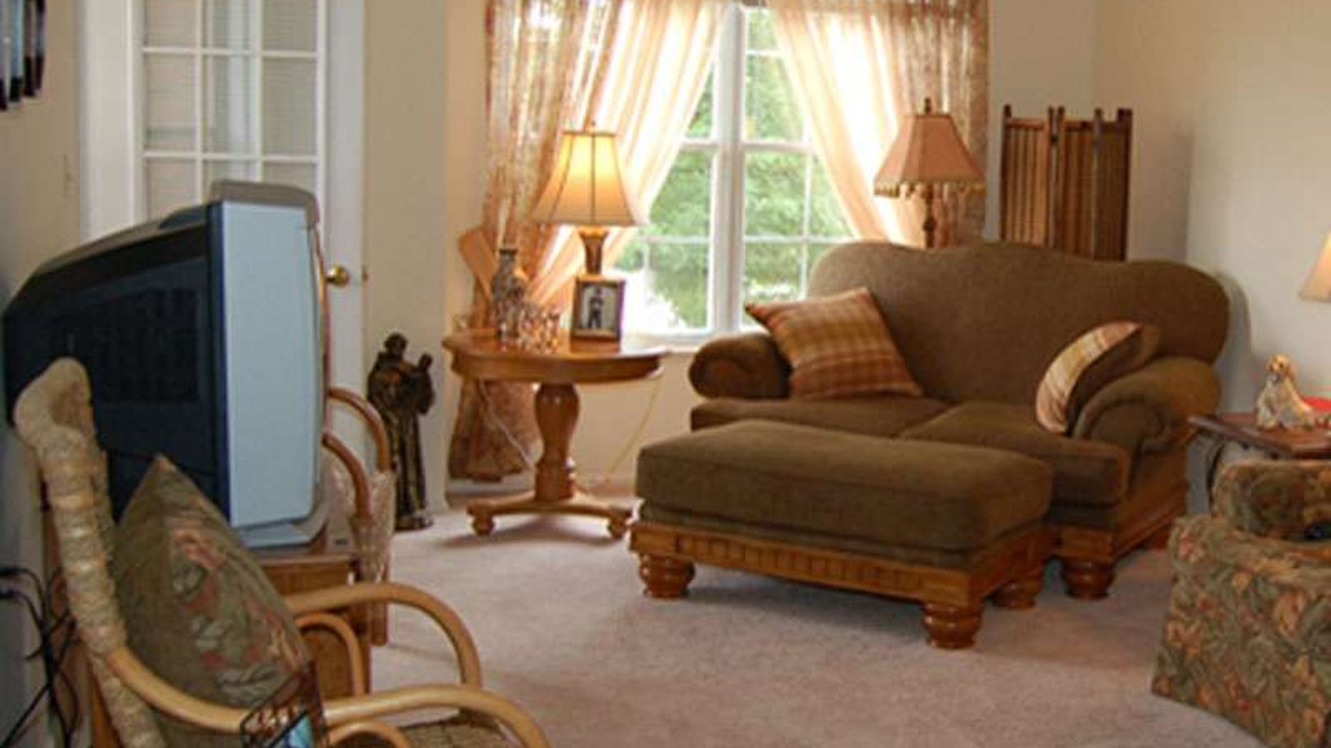 System.Collections.Generic.List`1[AFS.Common.Models.Photo] - Image 4