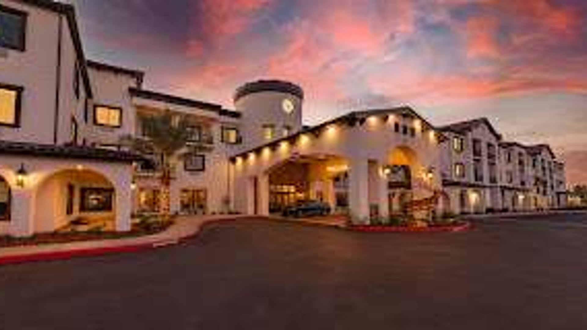 System.Collections.Generic.List`1[AFS.Common.Models.Photo] - Image 1