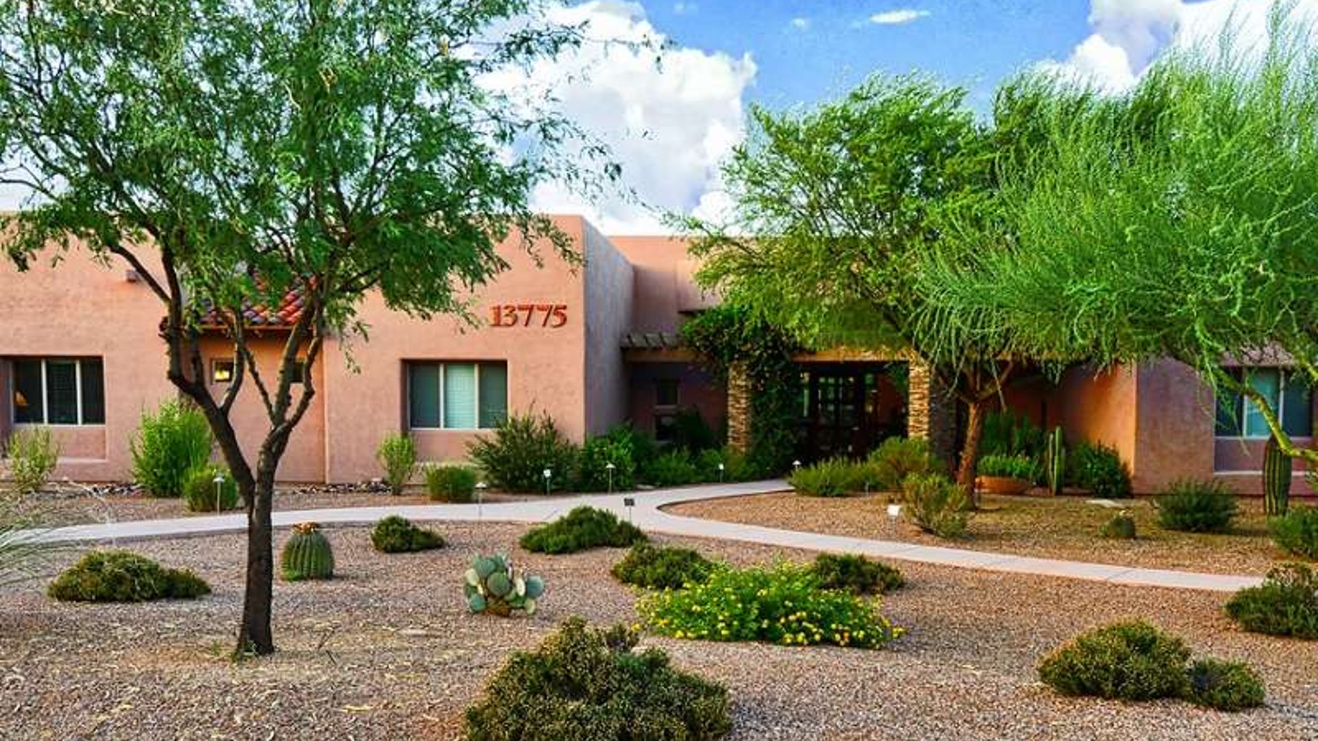 System.Collections.Generic.List`1[AFS.Common.Models.Photo] - Image 1