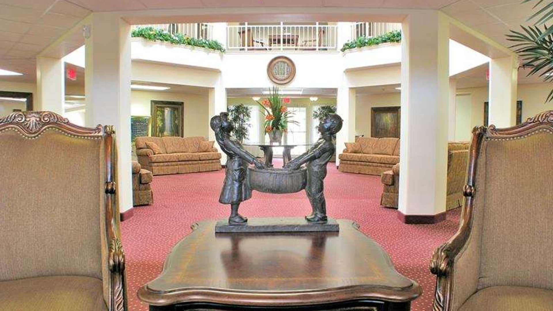 System.Collections.Generic.List`1[AFS.Common.Models.Photo] - Image 3