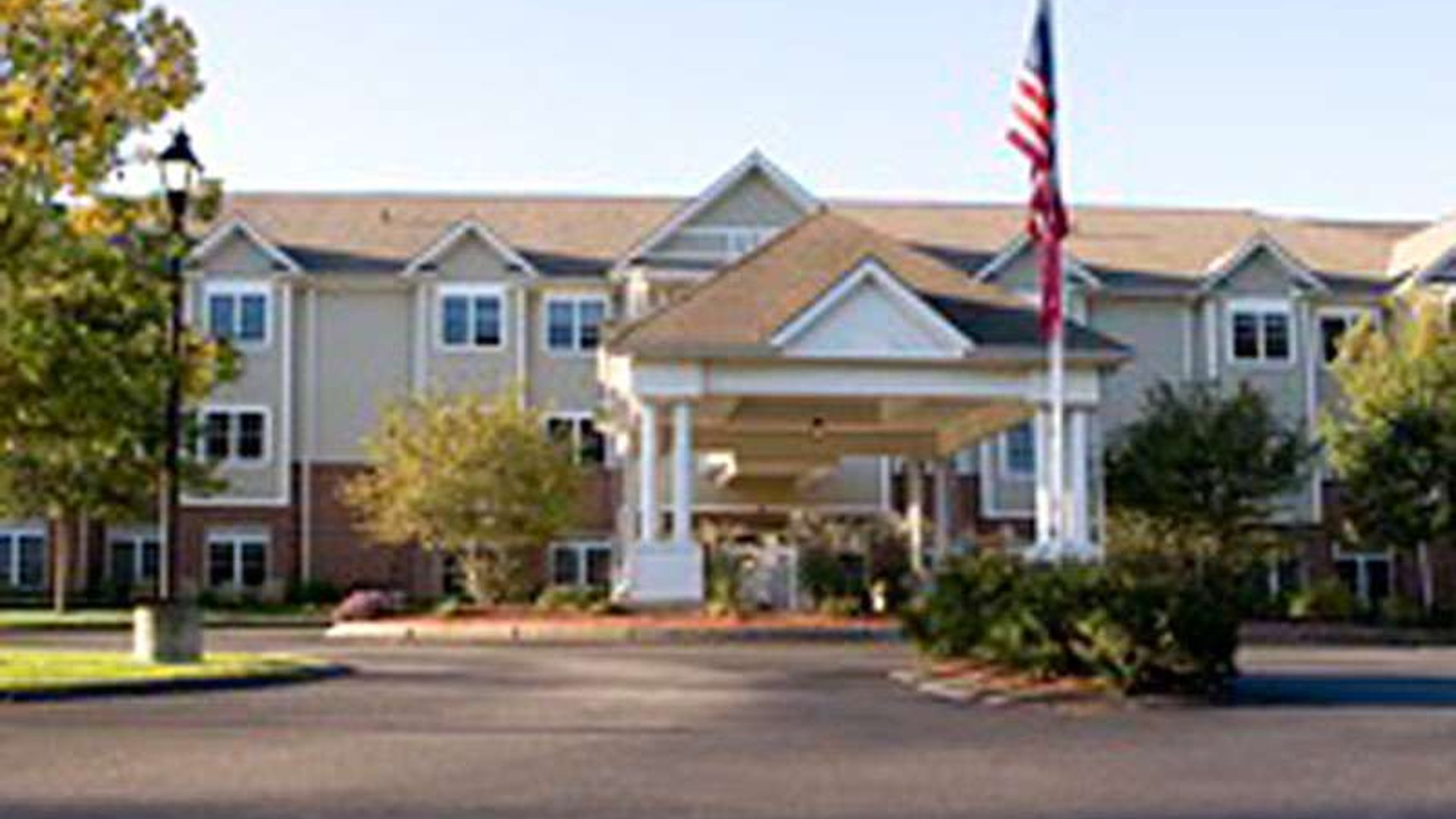 System.Collections.Generic.List`1[AFS.Common.Models.Photo] - Image 2