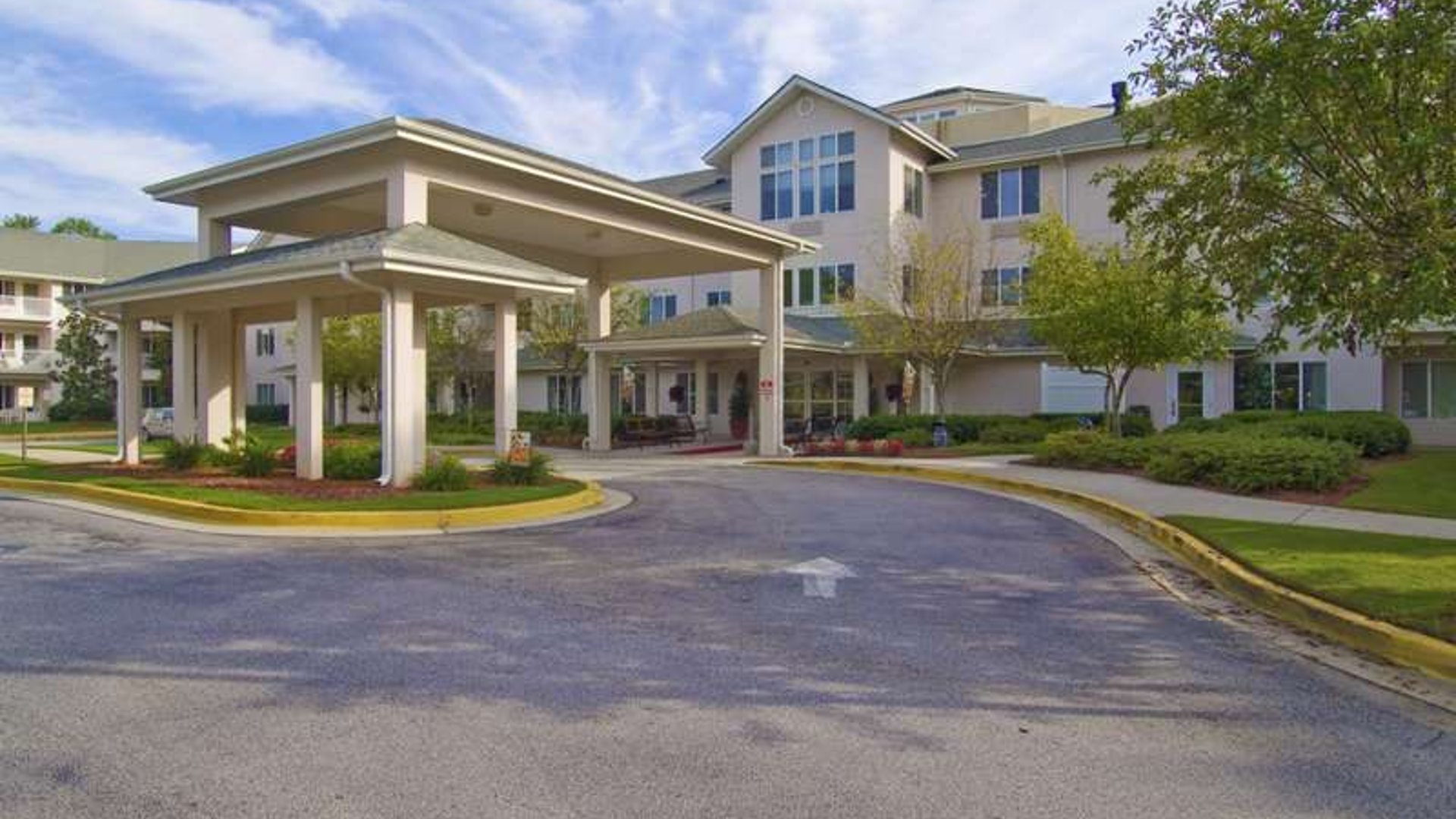 System.Collections.Generic.List`1[AFS.Common.Models.Photo] - Image 1