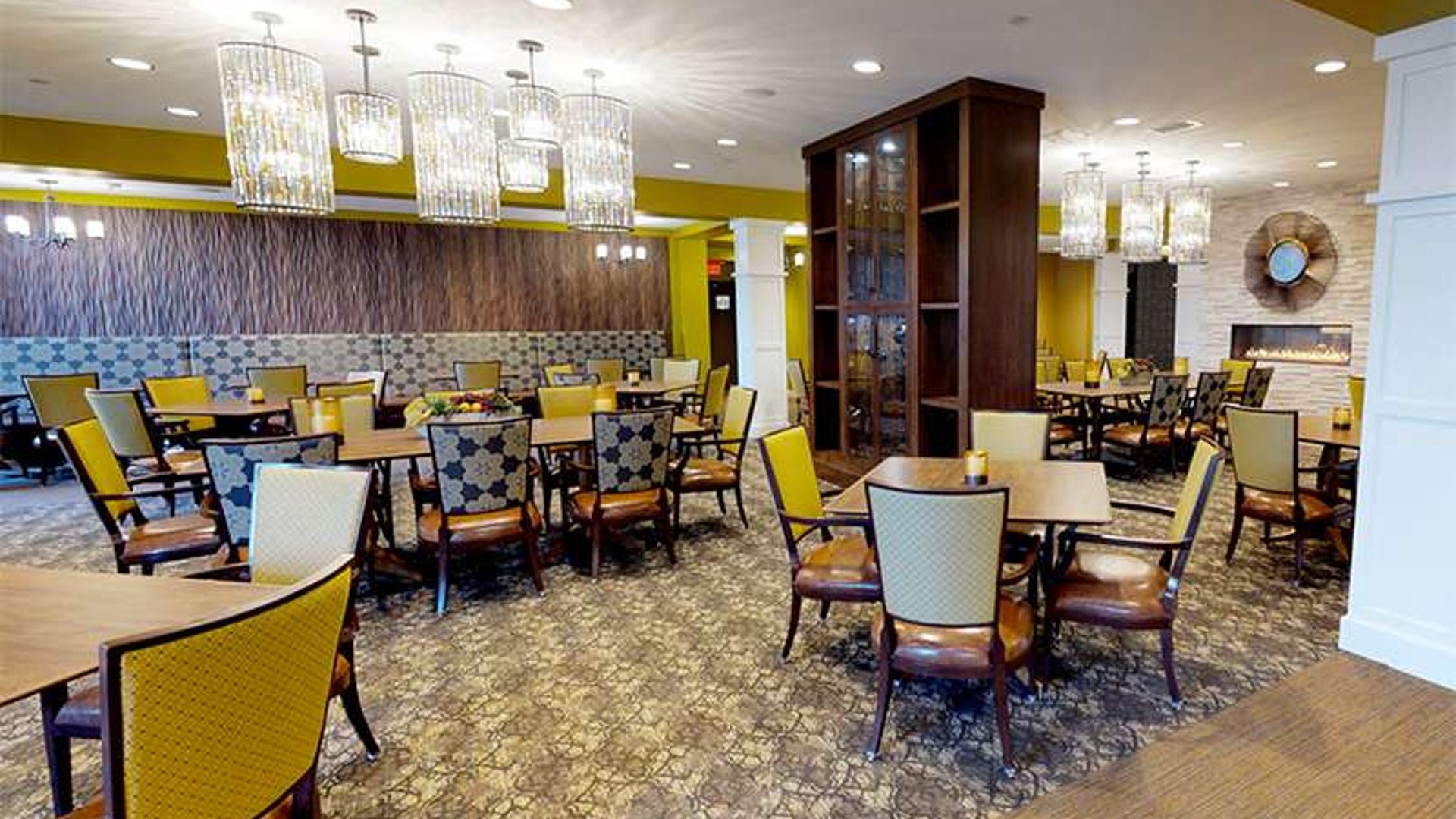 System.Collections.Generic.List`1[AFS.Common.Models.Photo] - Image 2