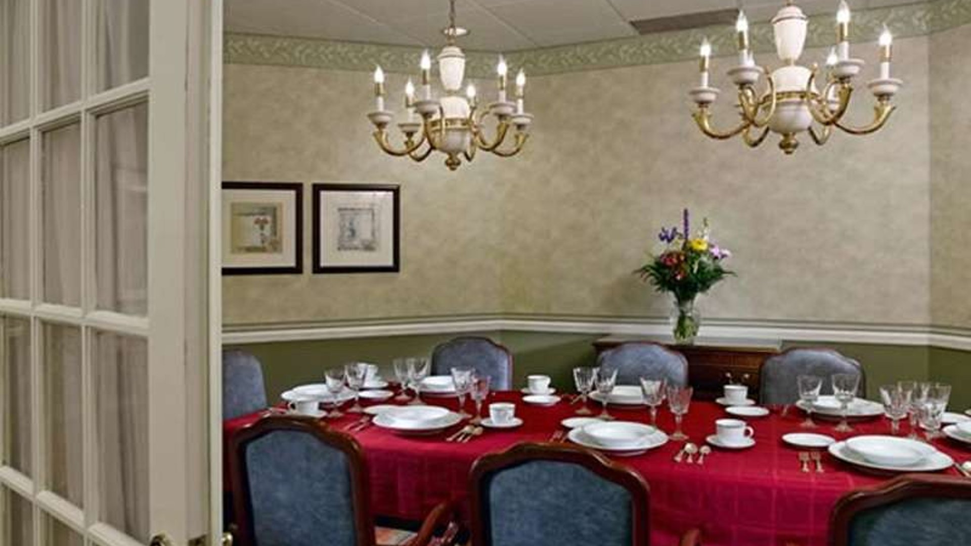 System.Collections.Generic.List`1[AFS.Common.Models.Photo] - Image 4