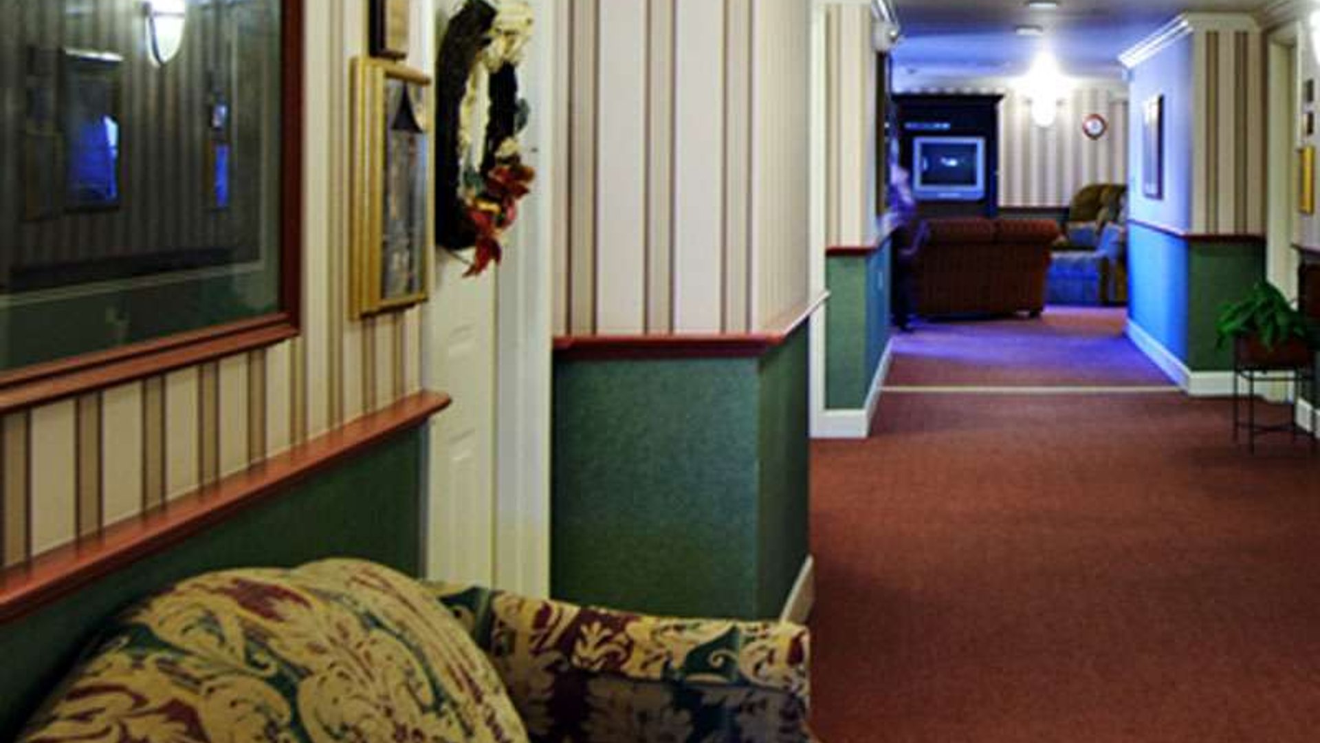 System.Collections.Generic.List`1[AFS.Common.Models.Photo] - Image 4