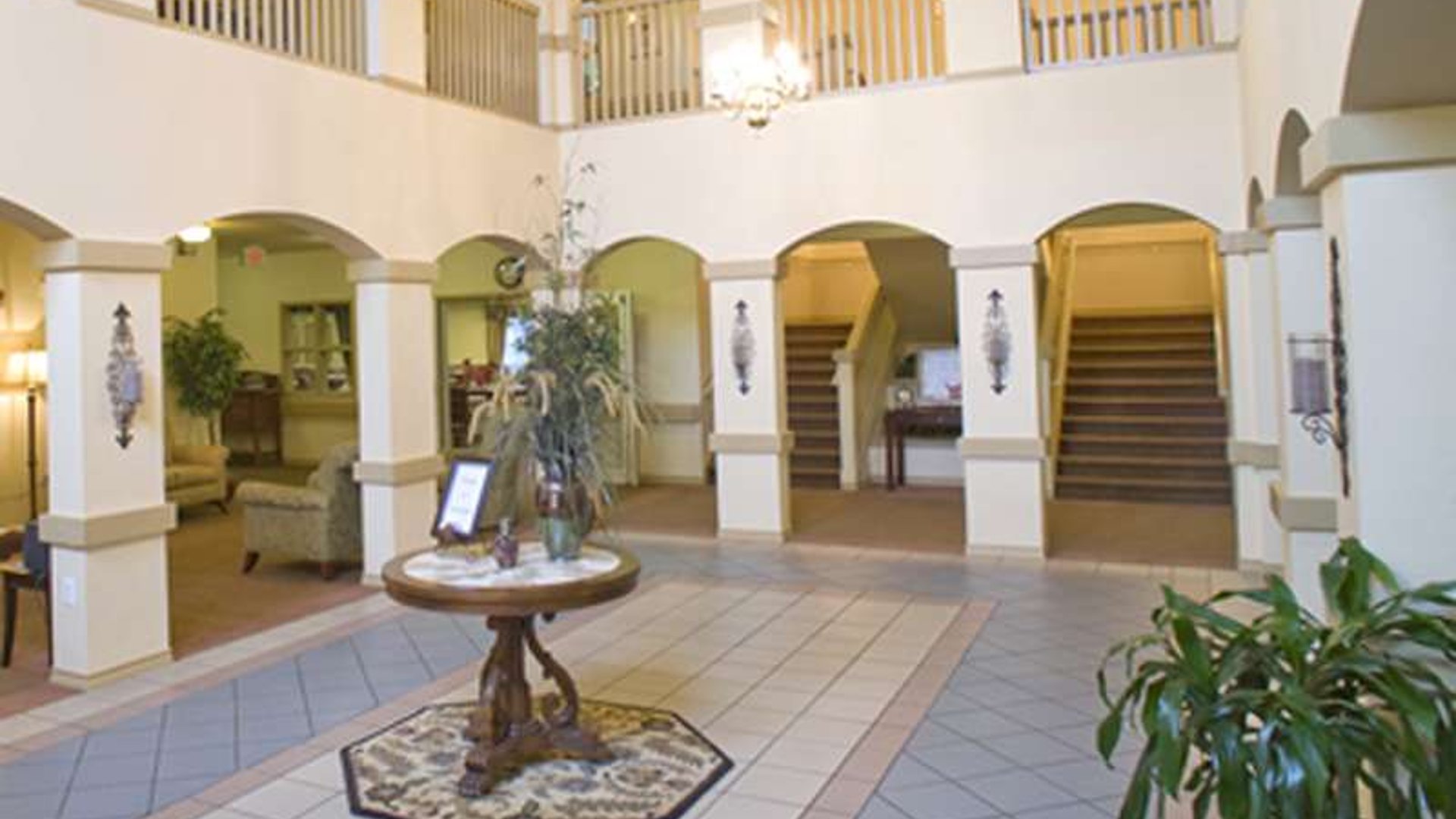 System.Collections.Generic.List`1[AFS.Common.Models.Photo] - Image 2