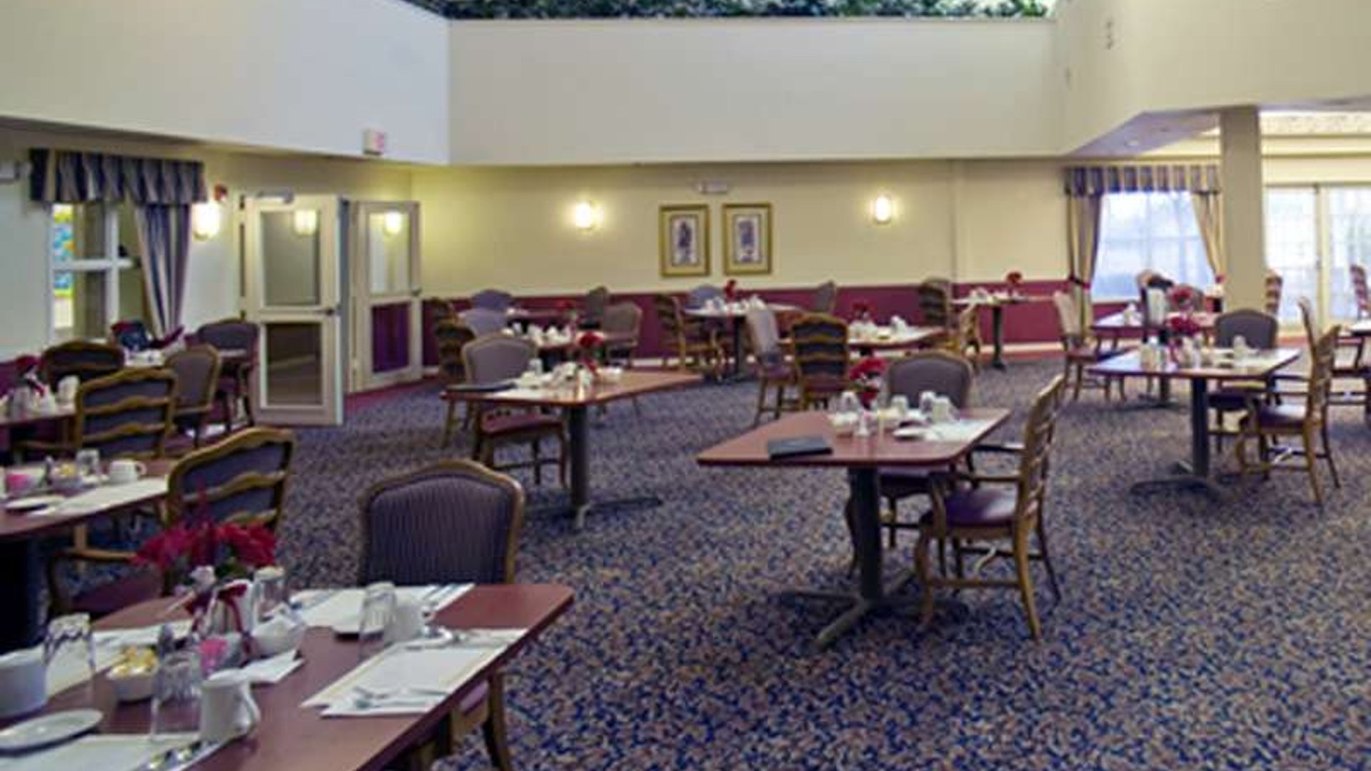 System.Collections.Generic.List`1[AFS.Common.Models.Photo] - Image 3