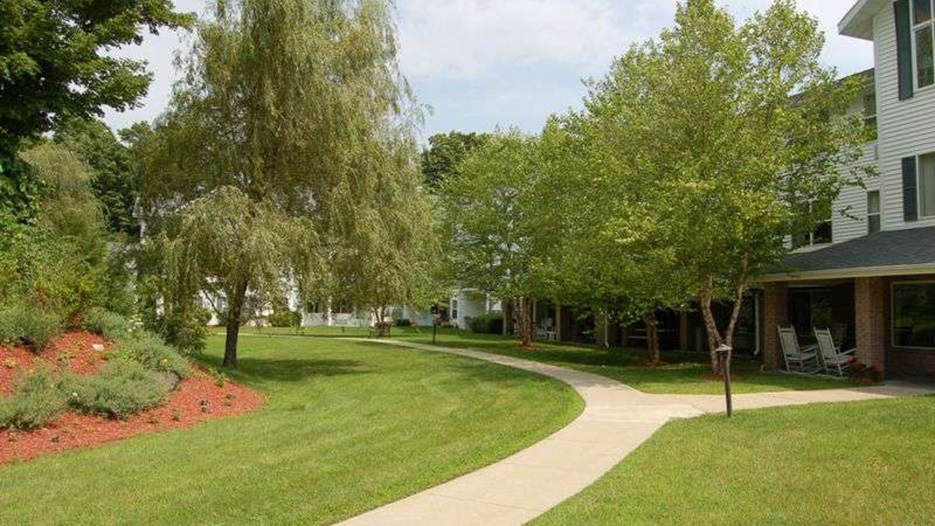 System.Collections.Generic.List`1[AFS.Common.Models.Photo] - Image 6