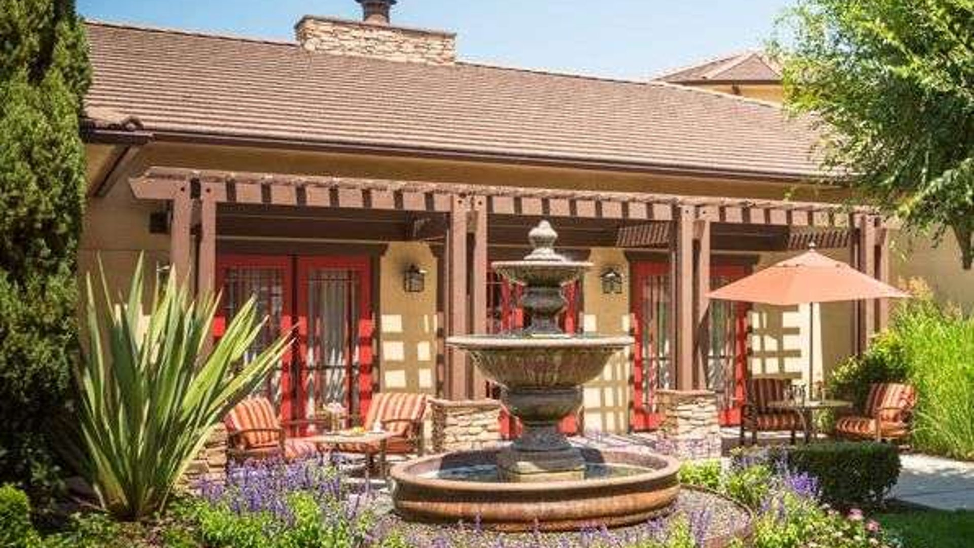 System.Collections.Generic.List`1[AFS.Common.Models.Photo] - Image 6