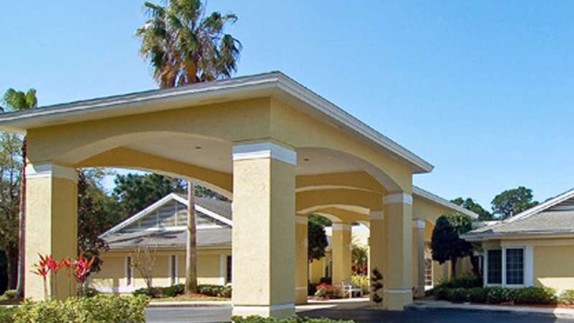 System.Collections.Generic.List`1[AFS.Common.Models.Photo] - Image 1