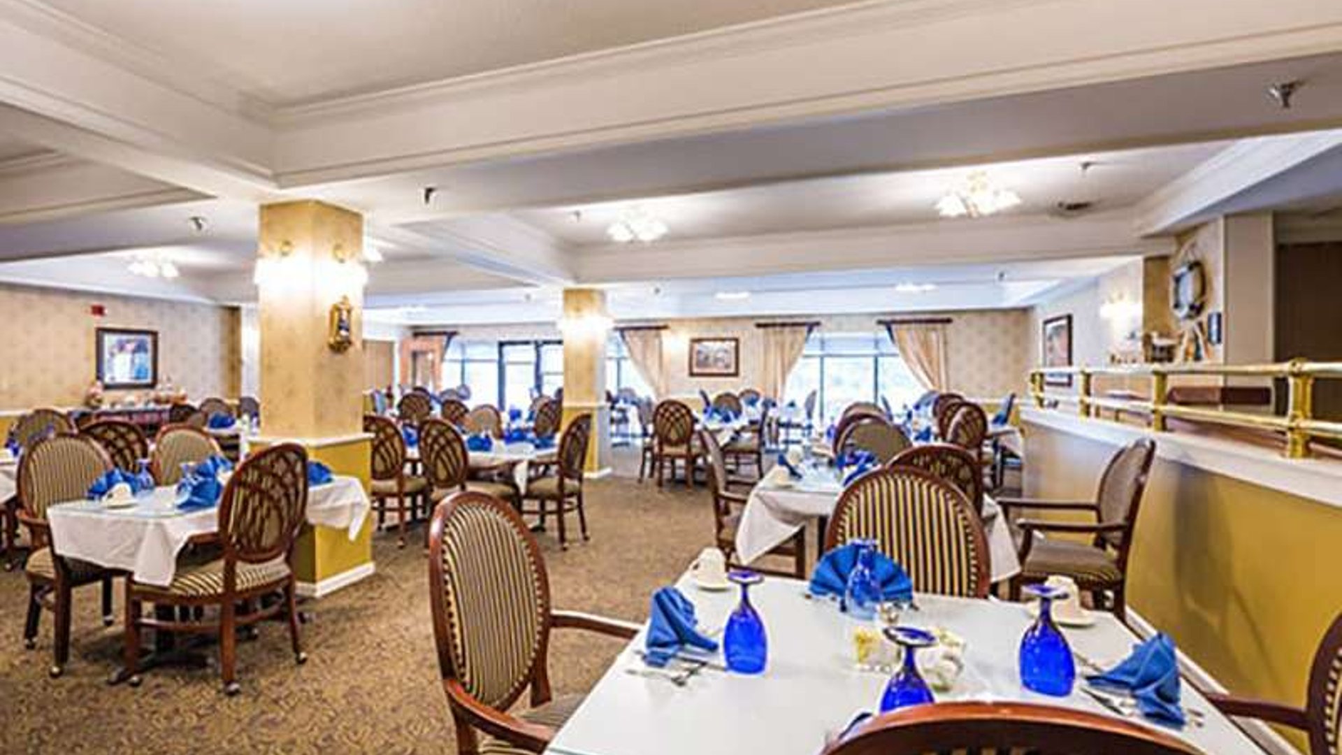 System.Collections.Generic.List`1[AFS.Common.Models.Photo] - Image 5