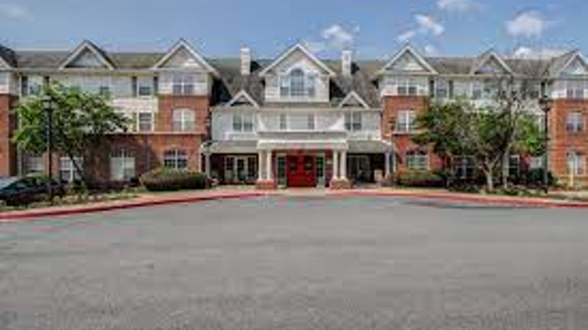 System.Collections.Generic.List`1[AFS.Common.Models.Photo] - Image 1