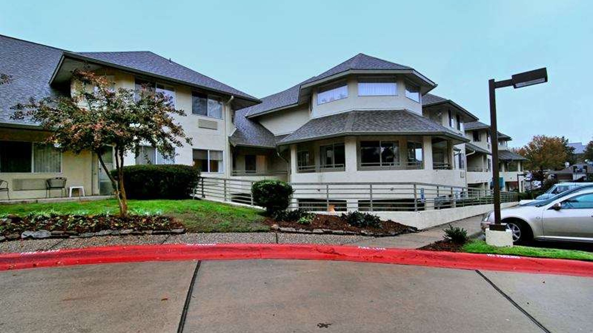 System.Collections.Generic.List`1[AFS.Common.Models.Photo] - Image 1