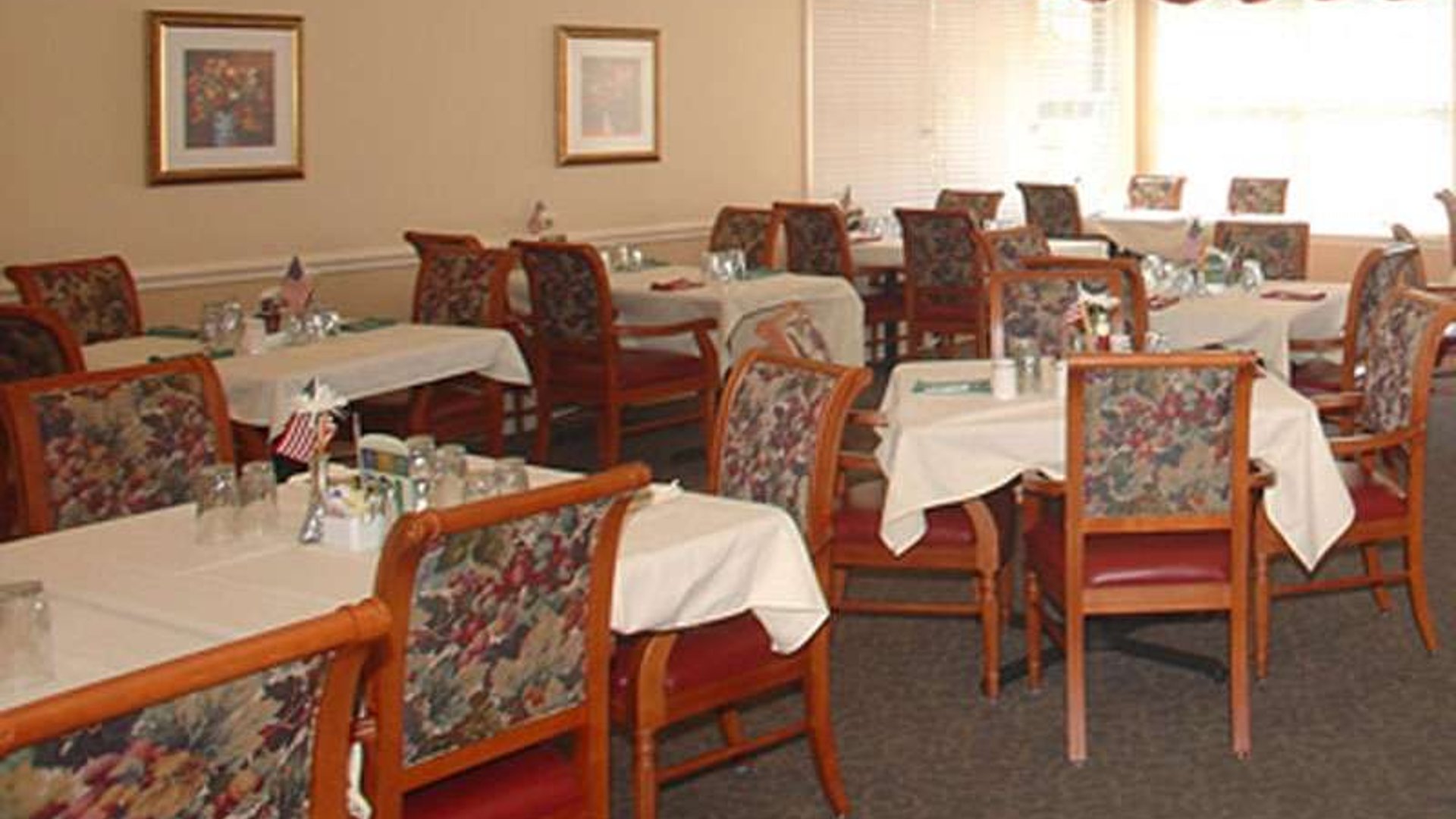 System.Collections.Generic.List`1[AFS.Common.Models.Photo] - Image 1