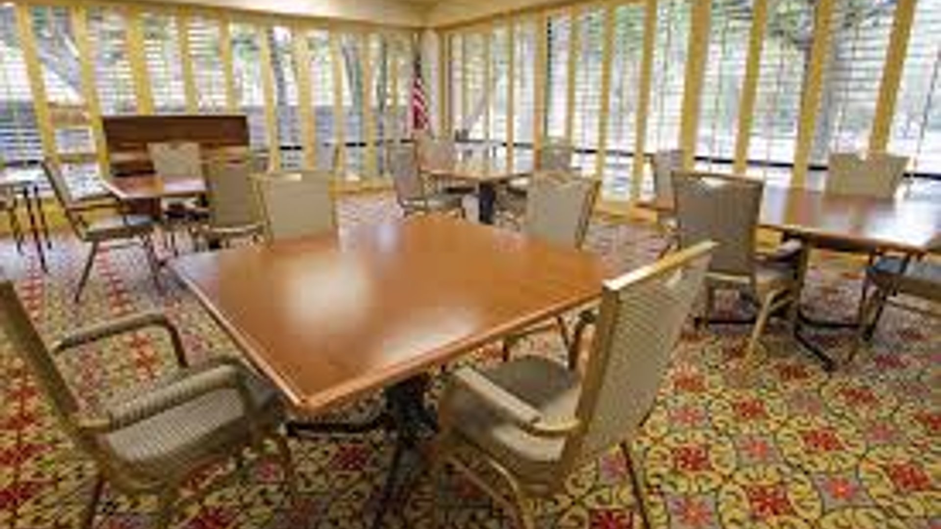 System.Collections.Generic.List`1[AFS.Common.Models.Photo] - Image 3