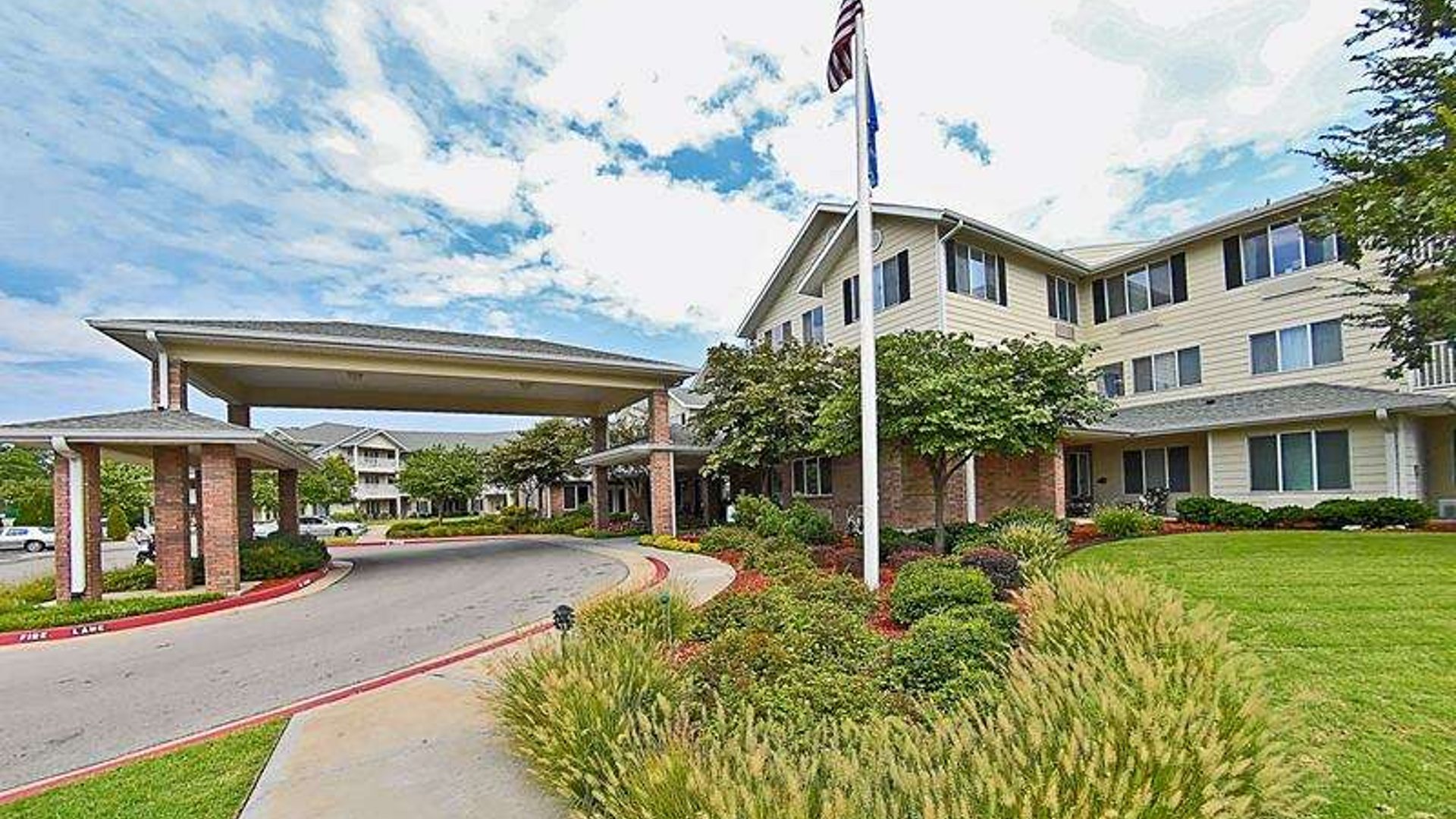 System.Collections.Generic.List`1[AFS.Common.Models.Photo] - Image 1