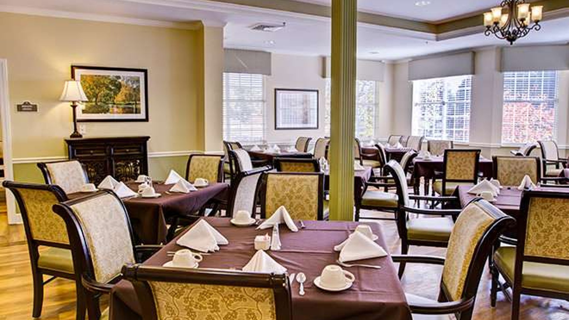 System.Collections.Generic.List`1[AFS.Common.Models.Photo] - Image 3