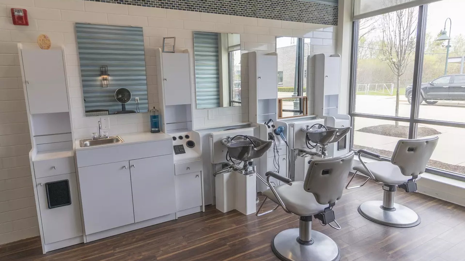 System.Collections.Generic.List`1[AFS.Common.Models.Photo] - Image 6