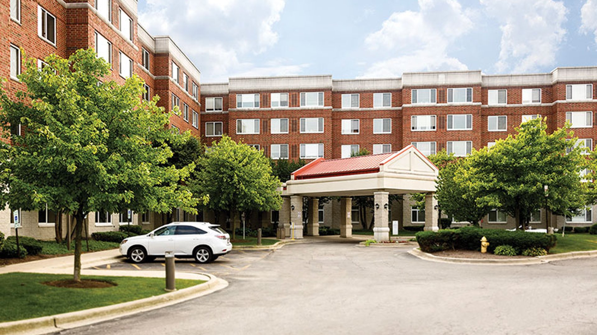 System.Collections.Generic.List`1[AFS.Common.Models.Photo] - Image 1