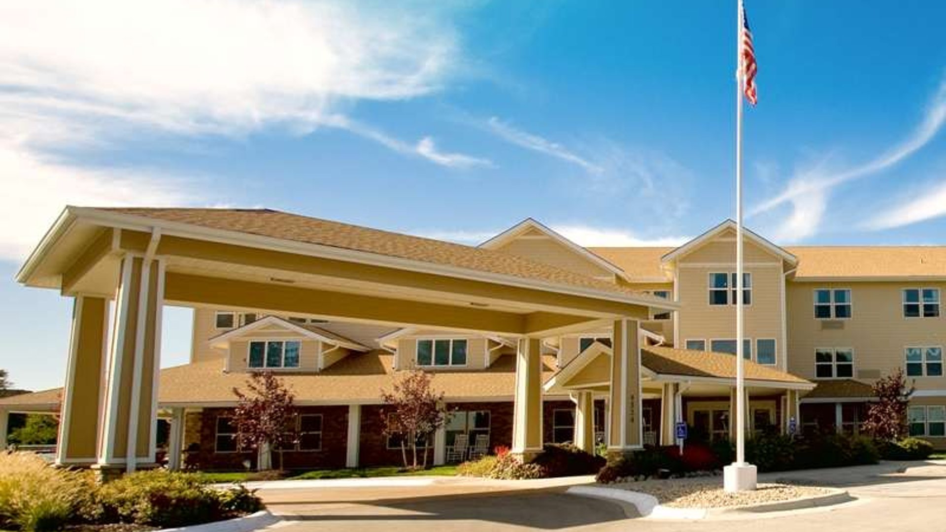 System.Collections.Generic.List`1[AFS.Common.Models.Photo] - Image 1