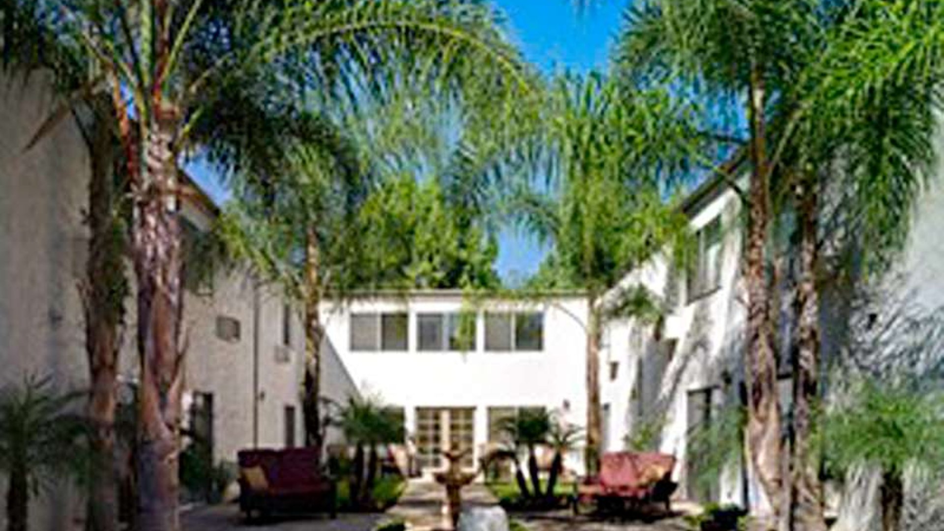 System.Collections.Generic.List`1[AFS.Common.Models.Photo] - Image 6