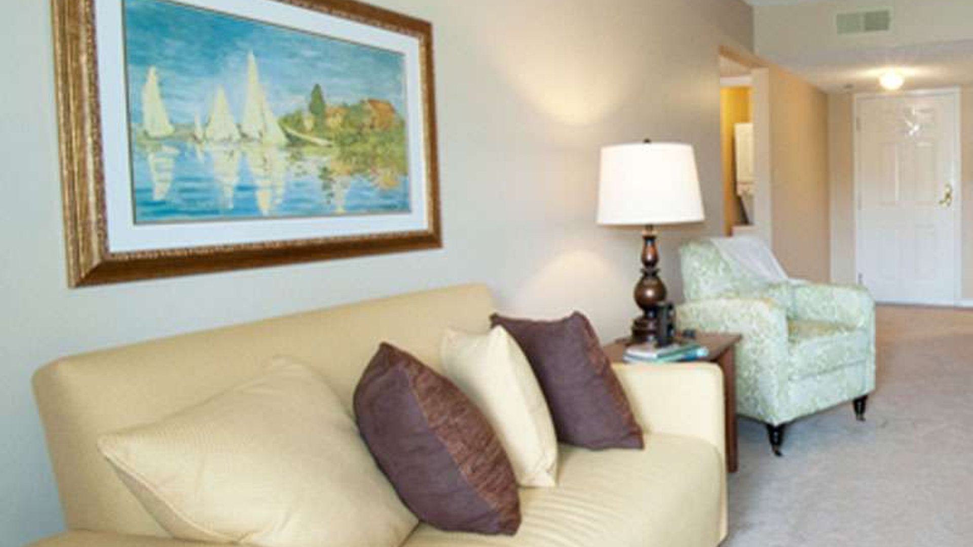 System.Collections.Generic.List`1[AFS.Common.Models.Photo] - Image 3