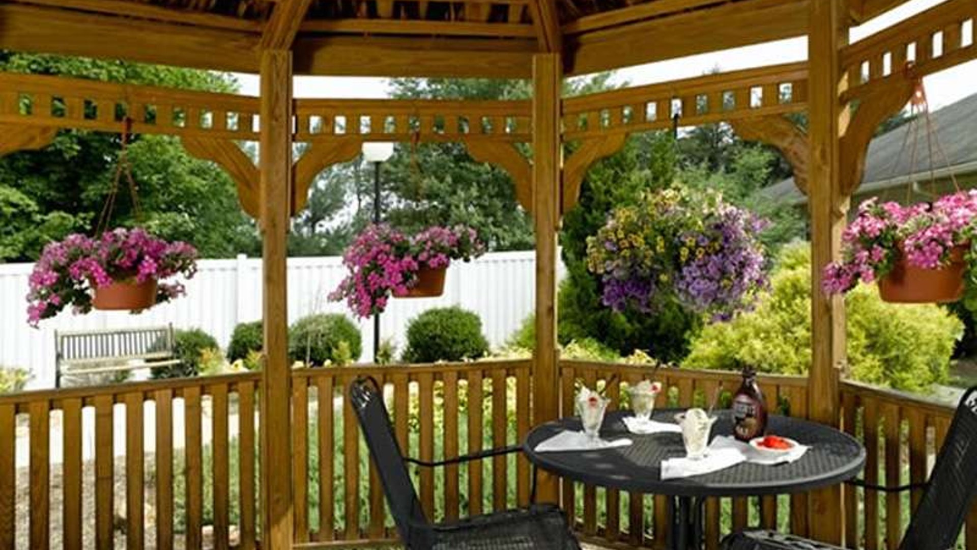 System.Collections.Generic.List`1[AFS.Common.Models.Photo] - Image 6