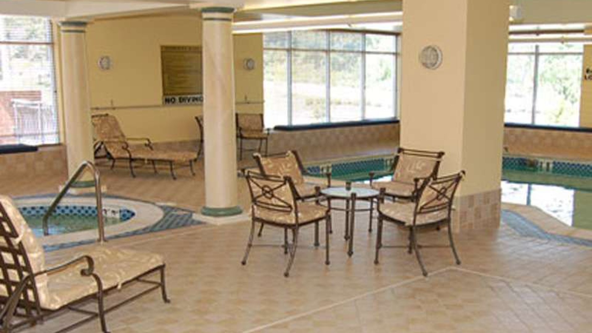 System.Collections.Generic.List`1[AFS.Common.Models.Photo] - Image 2