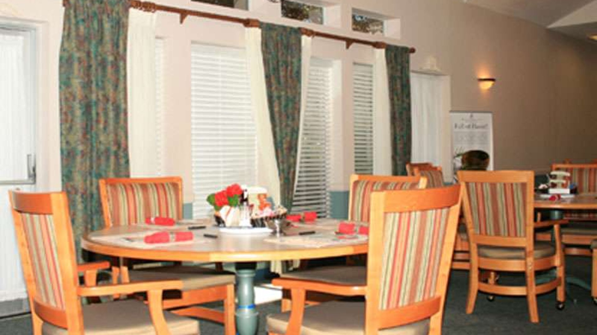 System.Collections.Generic.List`1[AFS.Common.Models.Photo] - Image 3