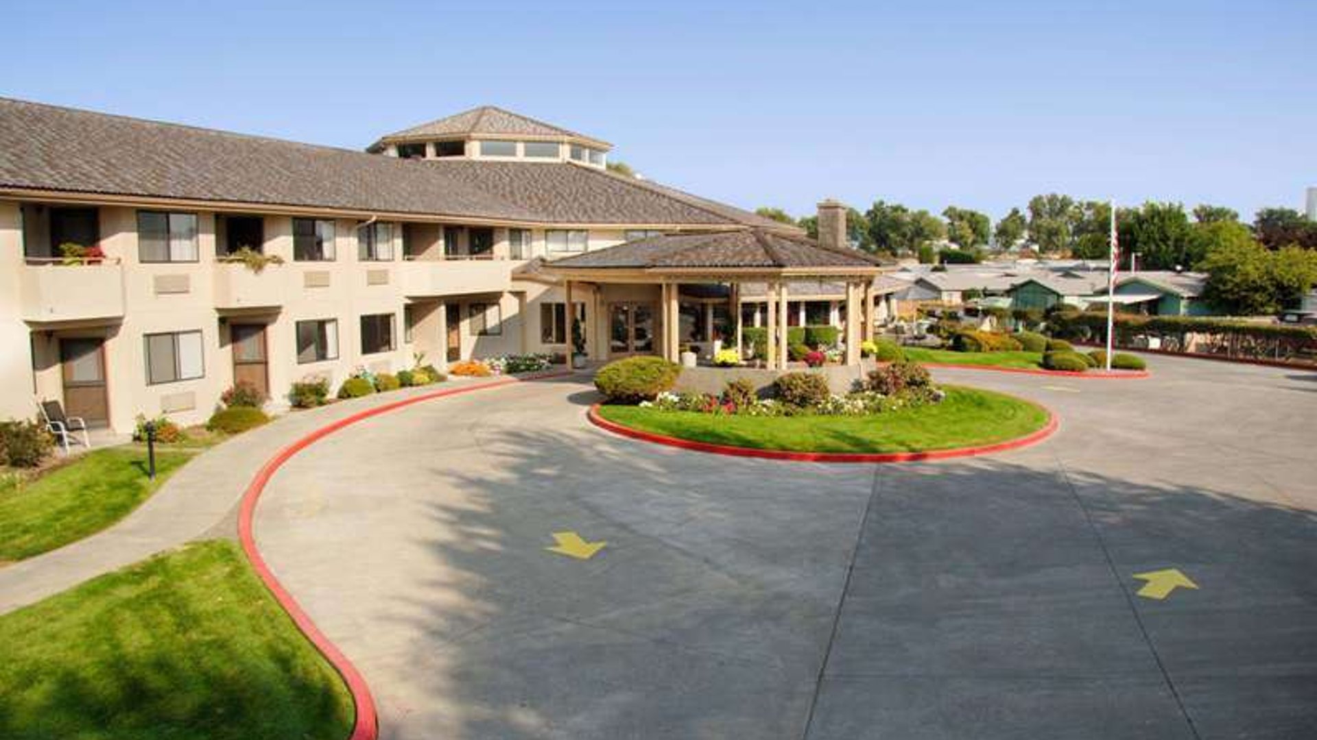 System.Collections.Generic.List`1[AFS.Common.Models.Photo] - Image 1