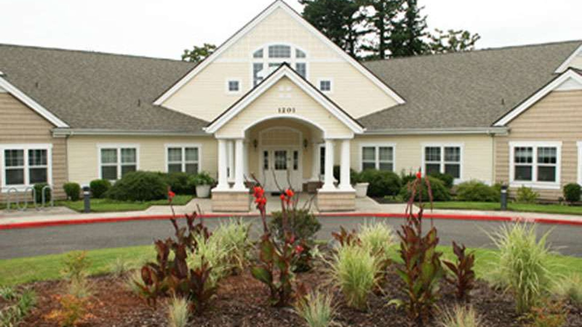 System.Collections.Generic.List`1[AFS.Common.Models.Photo] - Image 1