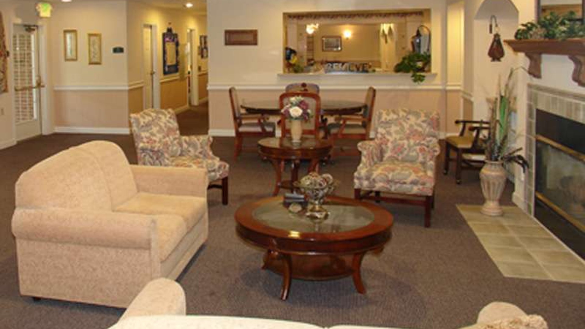 System.Collections.Generic.List`1[AFS.Common.Models.Photo] - Image 2