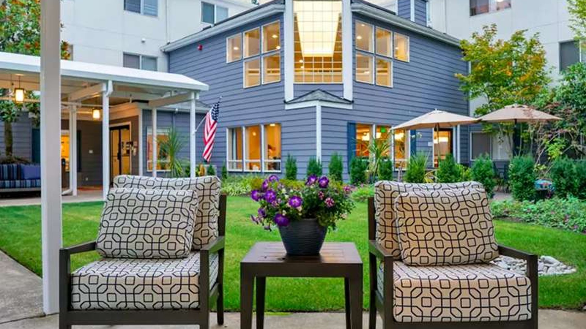 System.Collections.Generic.List`1[AFS.Common.Models.Photo] - Image 1