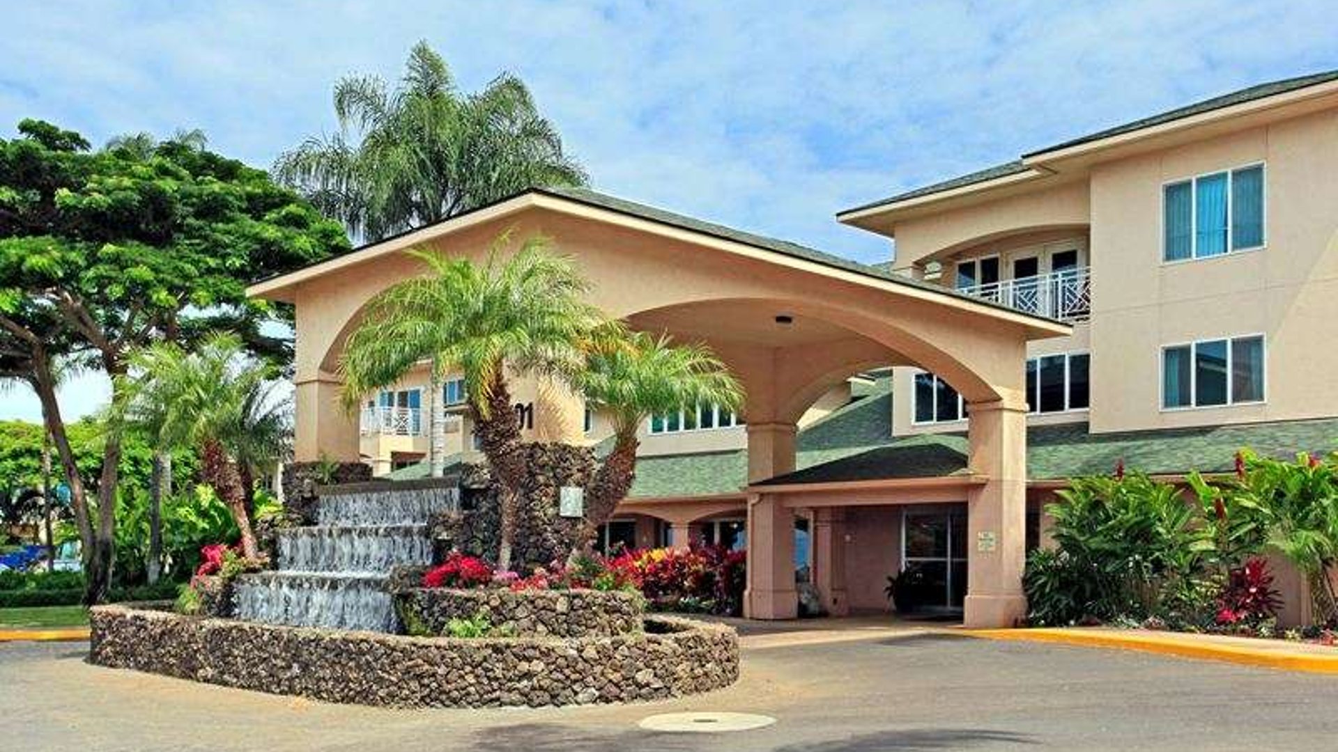 System.Collections.Generic.List`1[AFS.Common.Models.Photo] - Image 1