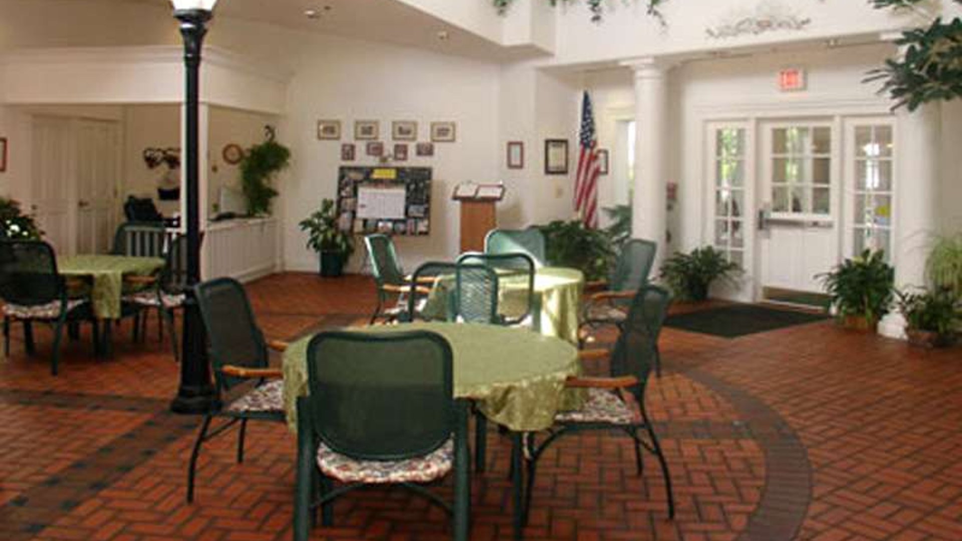 System.Collections.Generic.List`1[AFS.Common.Models.Photo] - Image 2