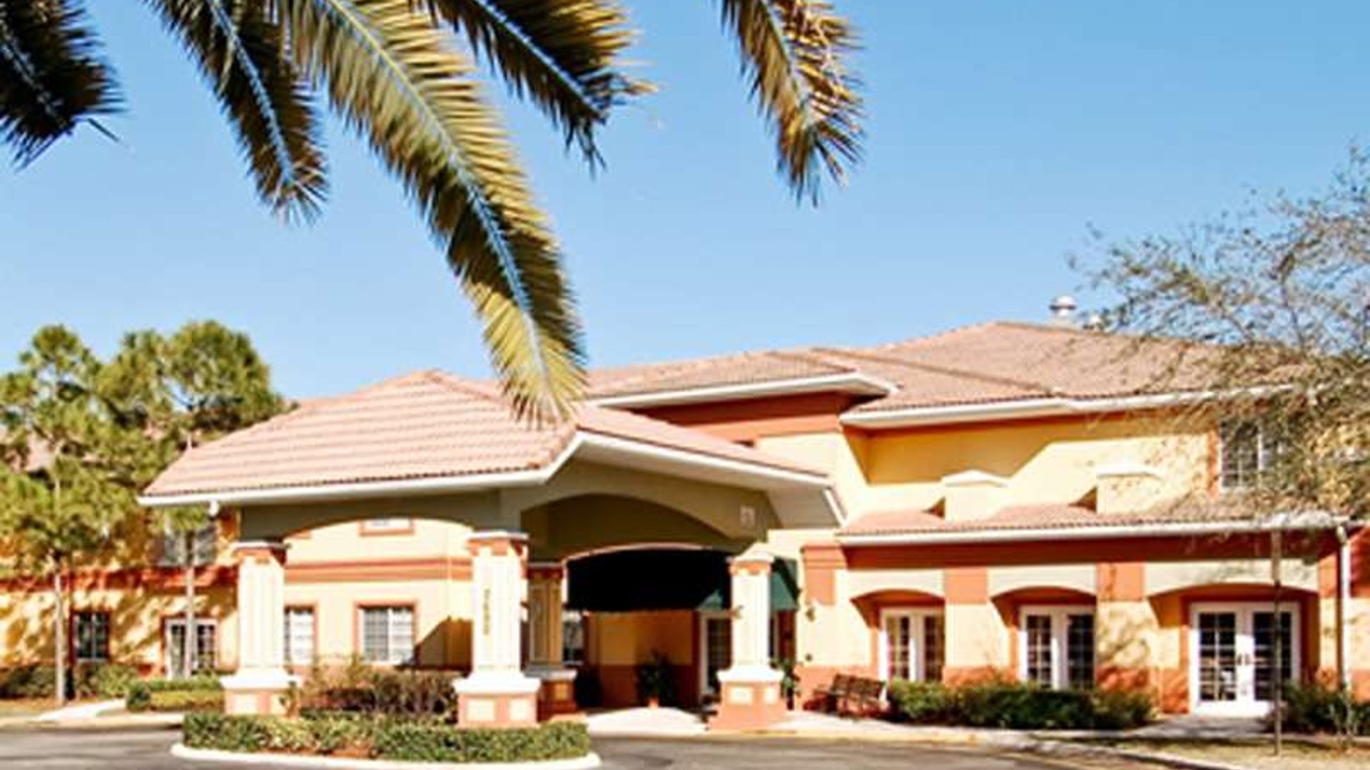 System.Collections.Generic.List`1[AFS.Common.Models.Photo] - Image 1