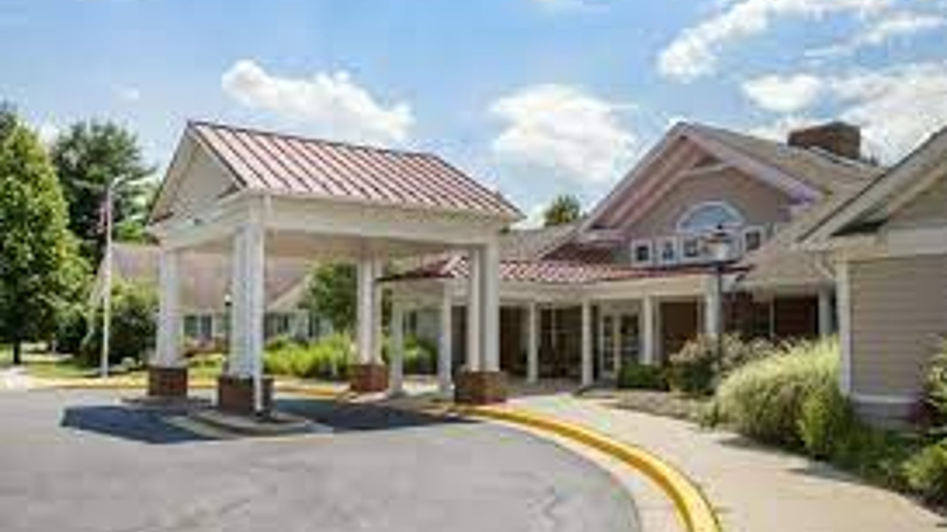 System.Collections.Generic.List`1[AFS.Common.Models.Photo] - Image 1