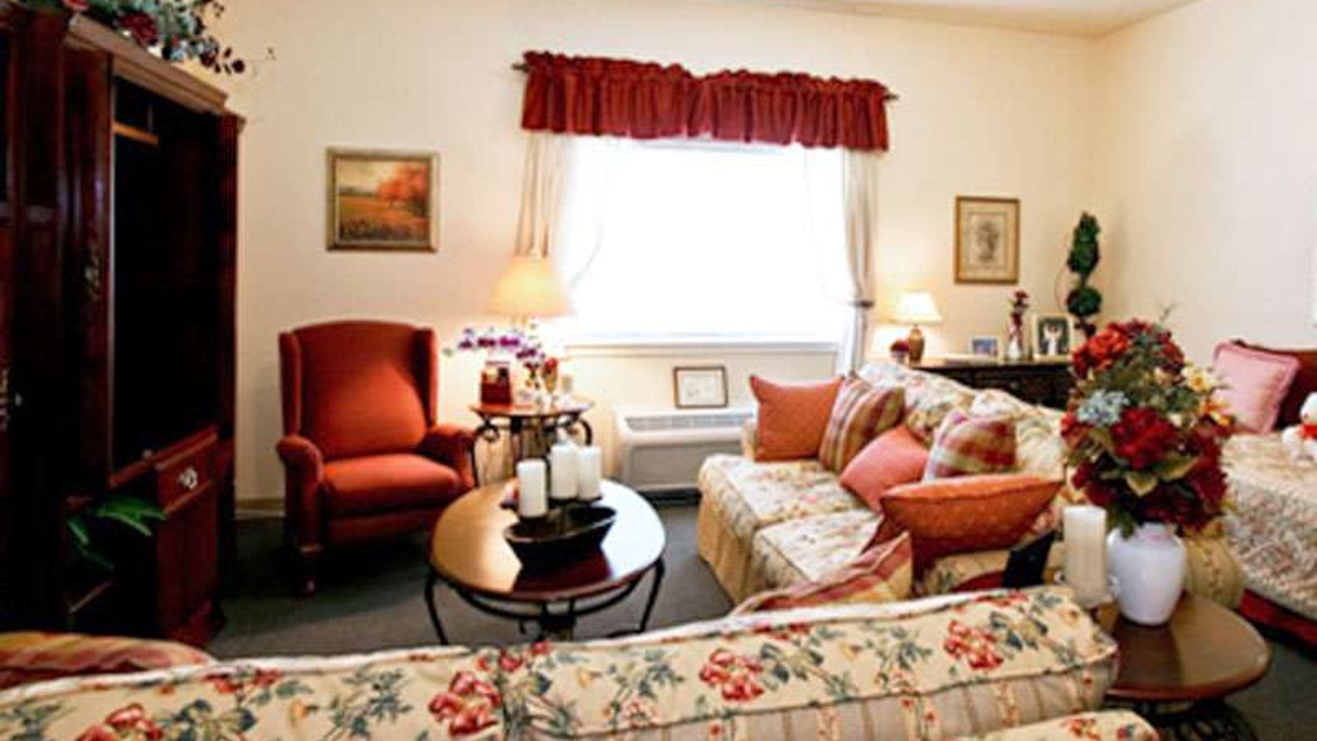 System.Collections.Generic.List`1[AFS.Common.Models.Photo] - Image 2