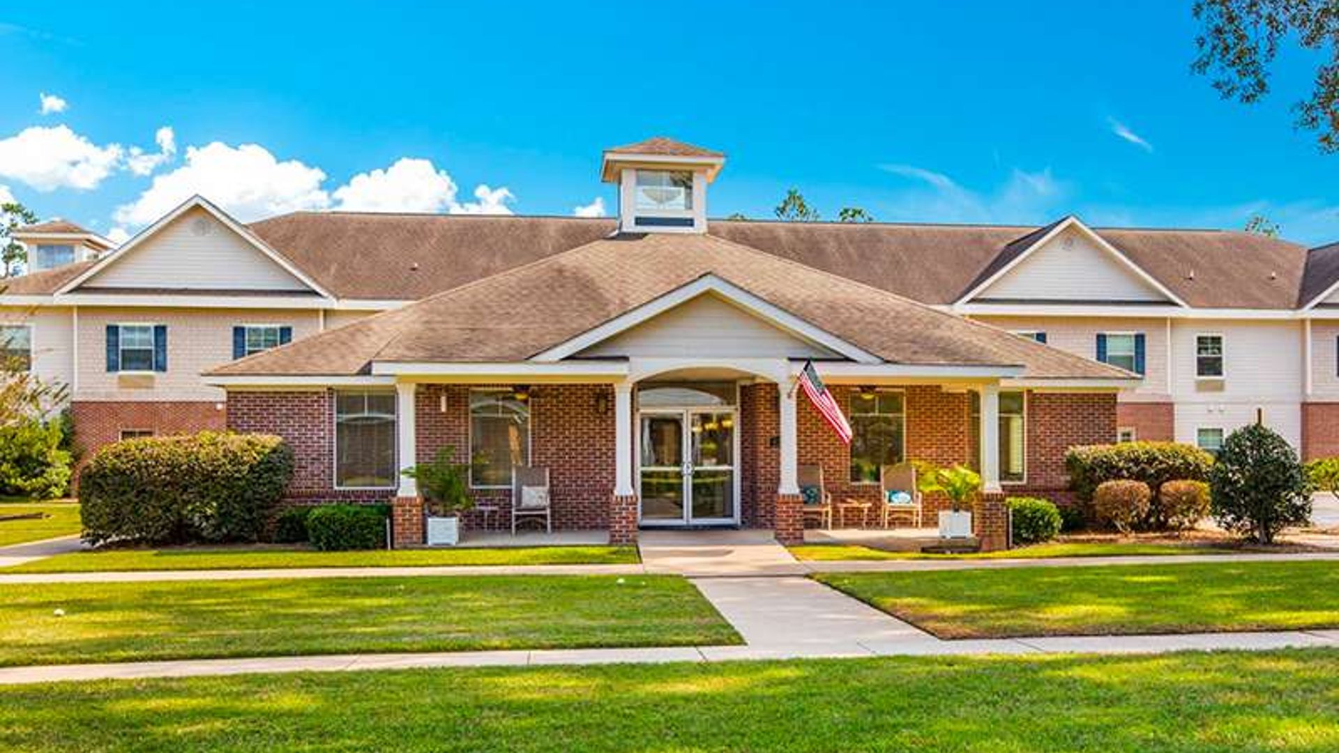 System.Collections.Generic.List`1[AFS.Common.Models.Photo] - Image 1