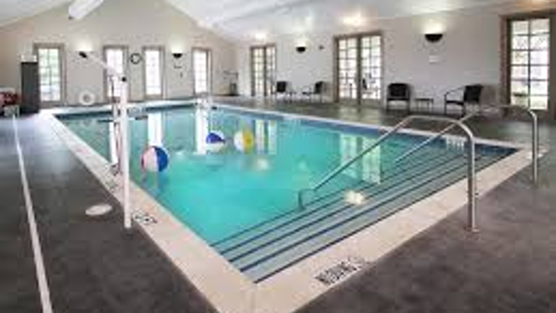 System.Collections.Generic.List`1[AFS.Common.Models.Photo] - Image 5