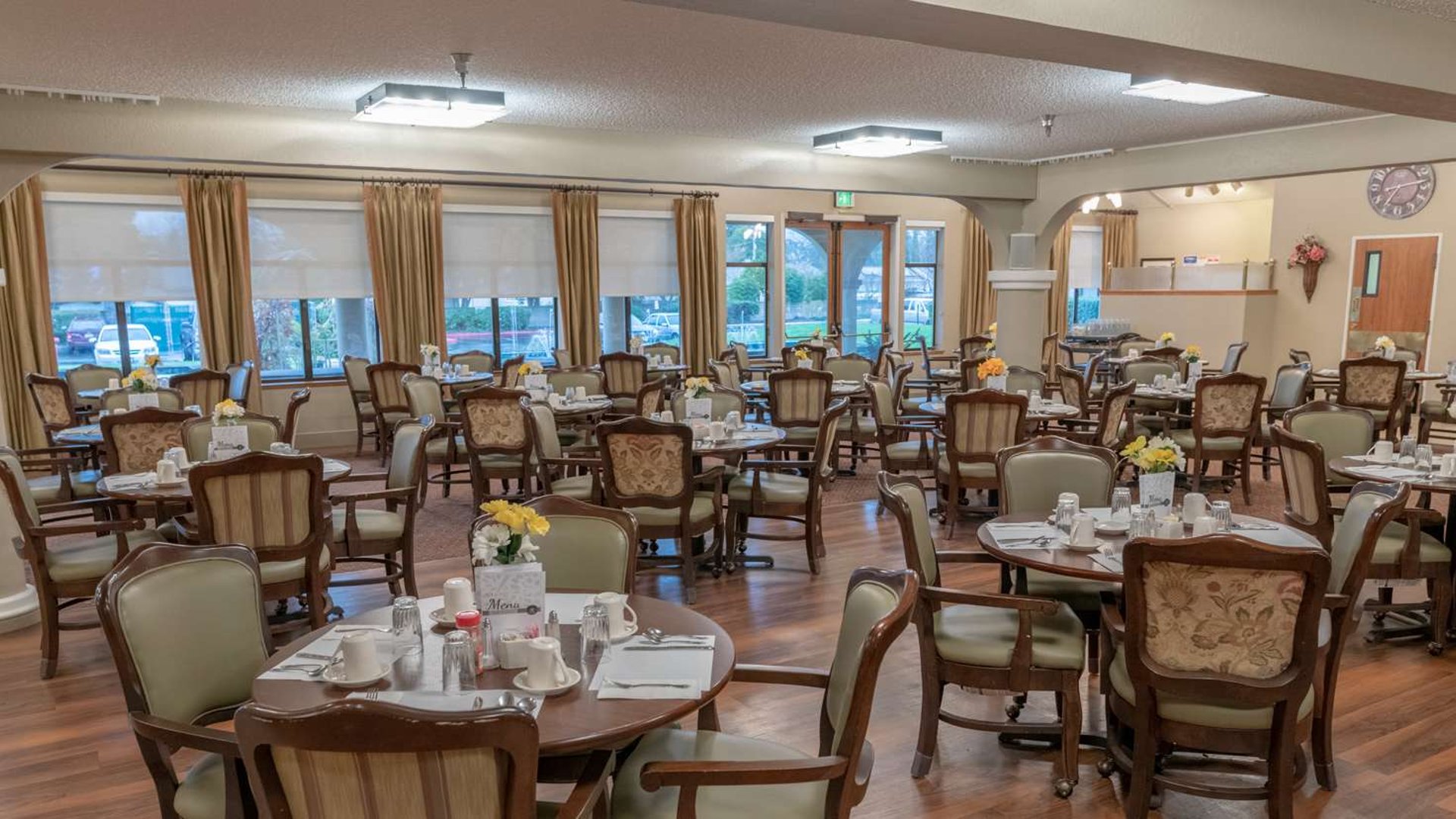 System.Collections.Generic.List`1[AFS.Common.Models.Photo] - Image 3