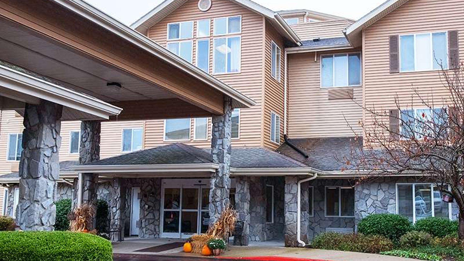 System.Collections.Generic.List`1[AFS.Common.Models.Photo] - Image 1