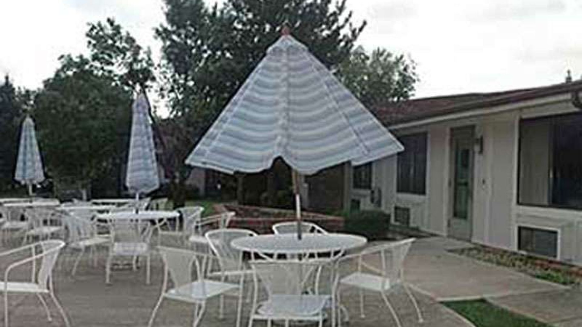 System.Collections.Generic.List`1[AFS.Common.Models.Photo] - Image 2