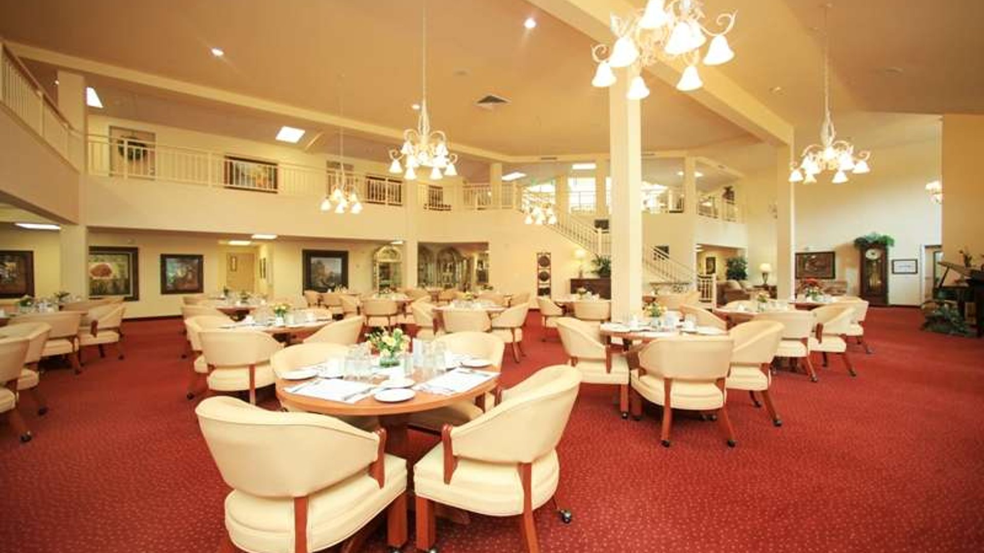 System.Collections.Generic.List`1[AFS.Common.Models.Photo] - Image 3