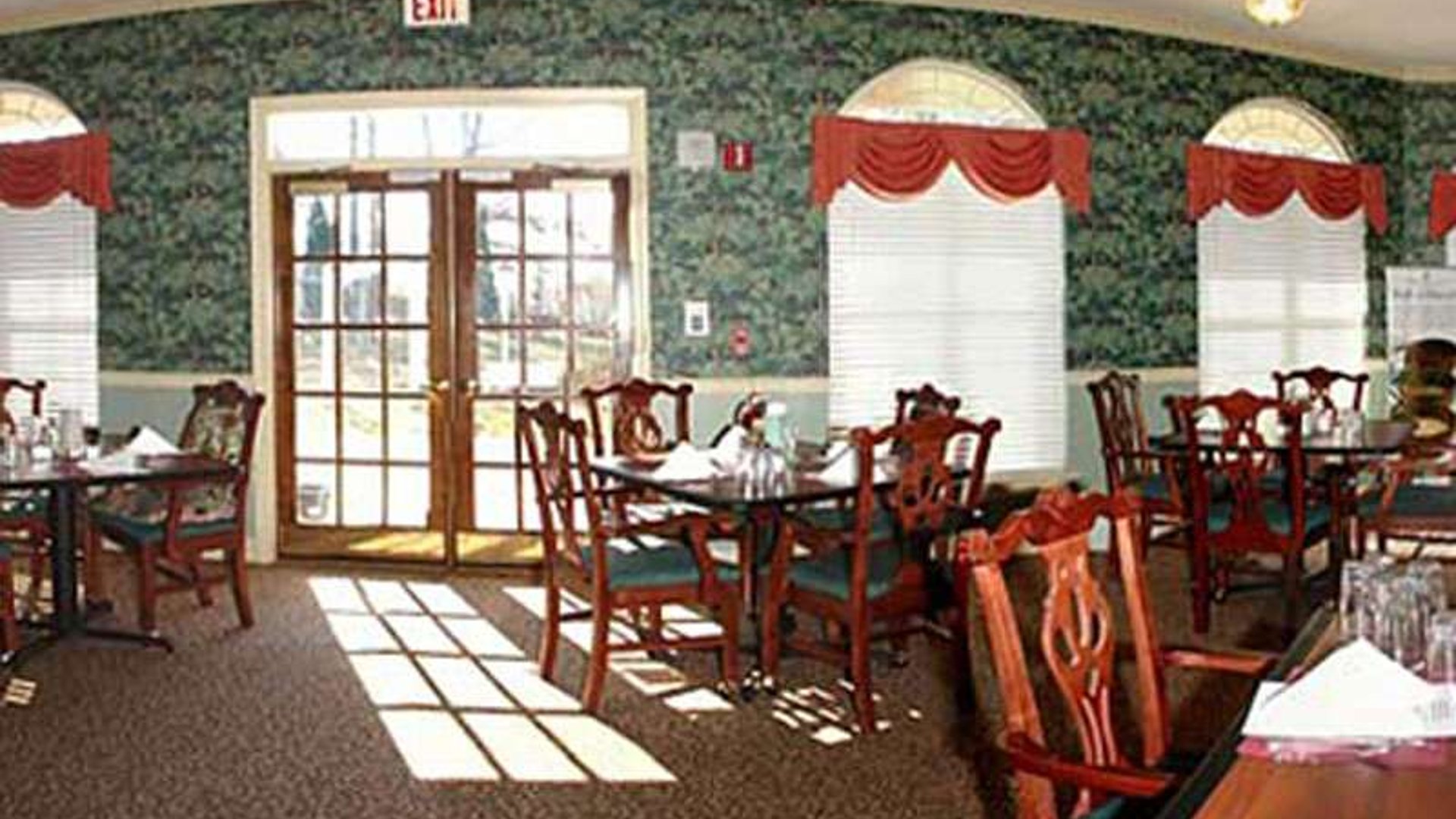 System.Collections.Generic.List`1[AFS.Common.Models.Photo] - Image 2